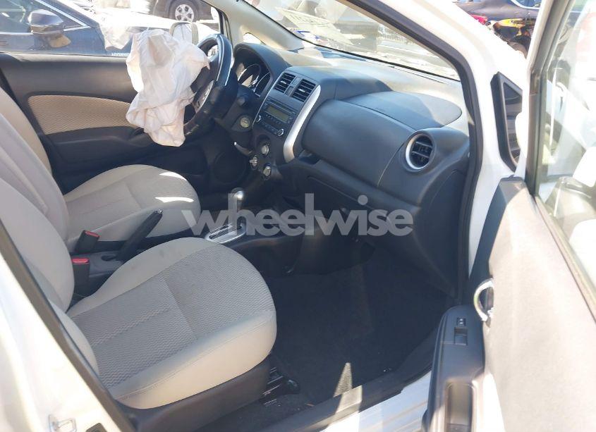 Photo 5 of 2014 Nissan Versa NOTE SV (VIN 3N1CE2CP4EL402118)