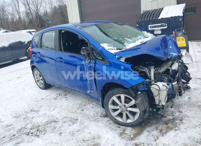 2015 Nissan Versa NOTE SL (VIN 3N1CE2CP4FL355593) main photo