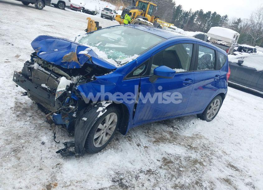 Photo 2 of 2015 Nissan Versa NOTE SL (VIN 3N1CE2CP4FL355593)