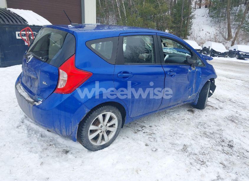 Photo 4 of 2015 Nissan Versa NOTE SL (VIN 3N1CE2CP4FL355593)