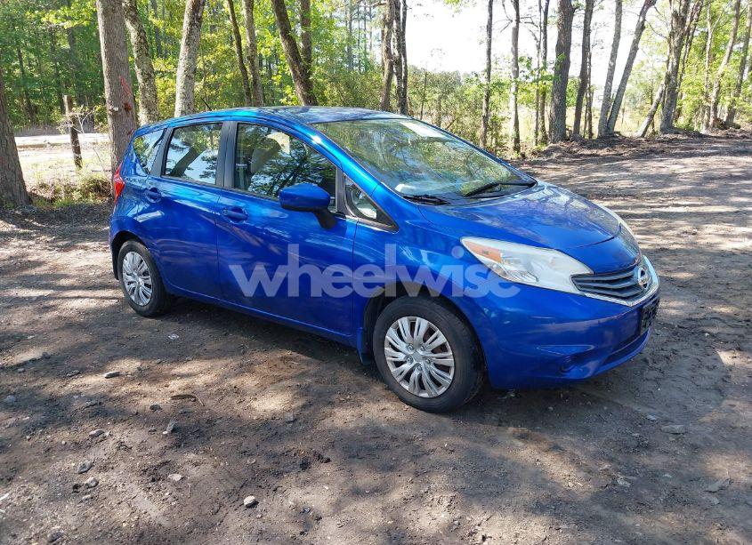 2015 Nissan Versa NOTE S PLUS (VIN 3N1CE2CP4FL371132) main photo