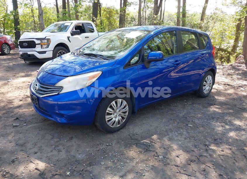 Photo 2 of 2015 Nissan Versa NOTE S PLUS (VIN 3N1CE2CP4FL371132)