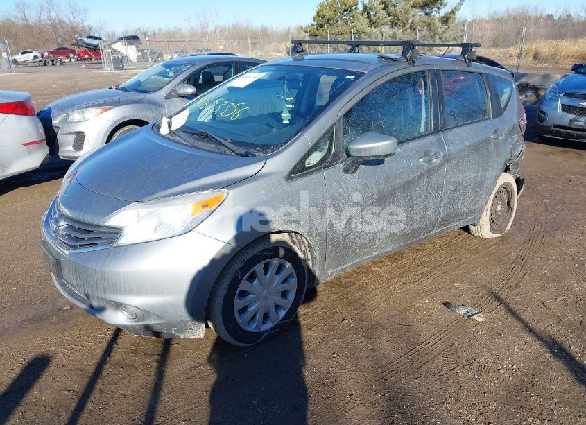 Photo 2 of 2015 Nissan Versa NOTE S (SR)/S PLUS/SL/SR/SV (VIN 3N1CE2CP4FL371552)