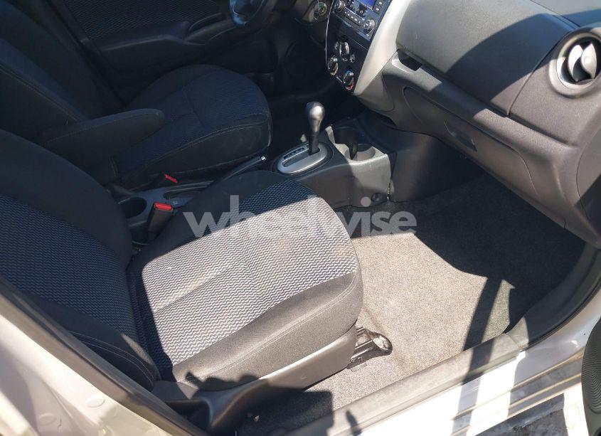 Photo 5 of 2015 Nissan Versa NOTE S (SR)/S PLUS/SL/SR/SV (VIN 3N1CE2CP4FL409975)