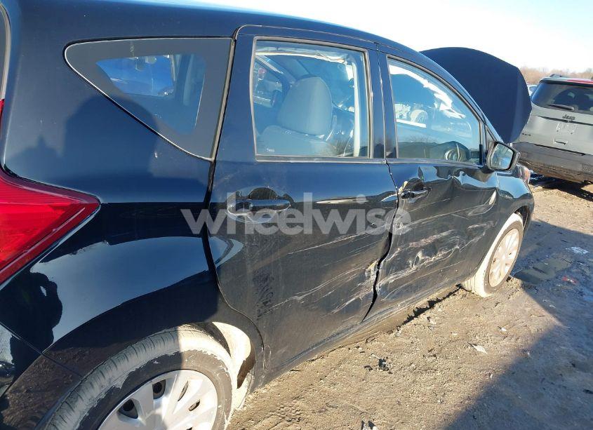 Photo 6 of 2016 Nissan Versa NOTE S (SR)/S PLUS/SL/SR/SV (VIN 3N1CE2CP4GL388840)