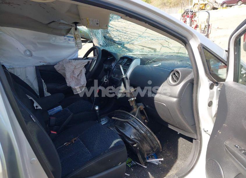 Photo 5 of 2016 Nissan Versa NOTE S (SR)/S PLUS/SL/SR/SV (VIN 3N1CE2CP4GL391771)