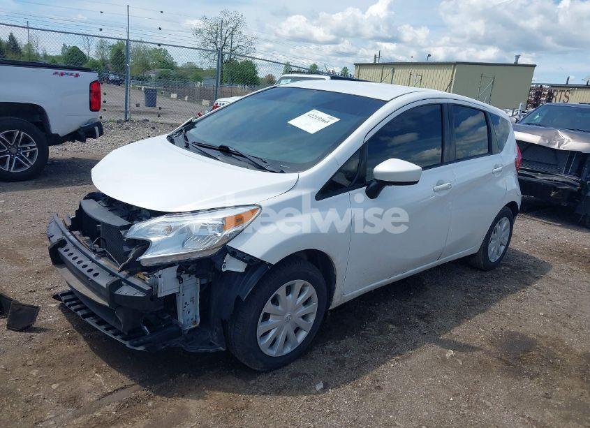 Photo 2 of 2016 Nissan Versa NOTE SV (VIN 3N1CE2CP4GL407936)