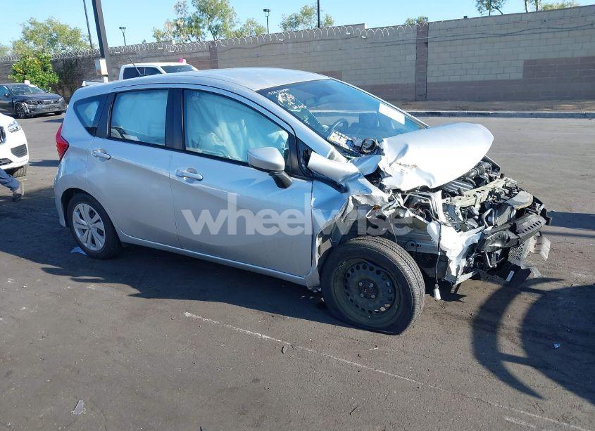 2017 Nissan Versa NOTE SV (VIN 3N1CE2CP4HL354852) main photo
