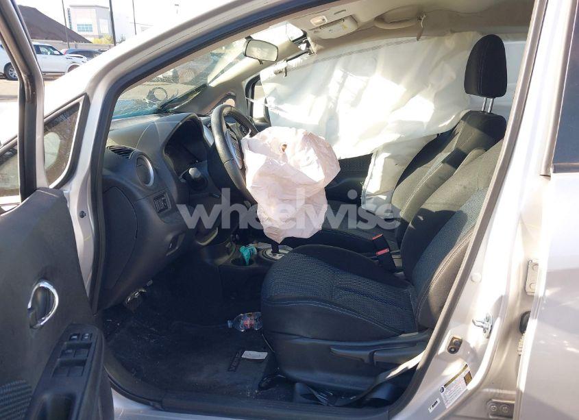 Photo 5 of 2017 Nissan Versa NOTE SV (VIN 3N1CE2CP4HL354852)