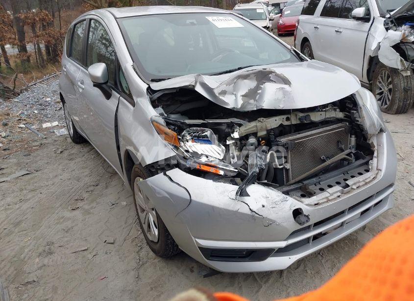 2017 Nissan Versa NOTE SV (VIN 3N1CE2CP4HL367620) main photo