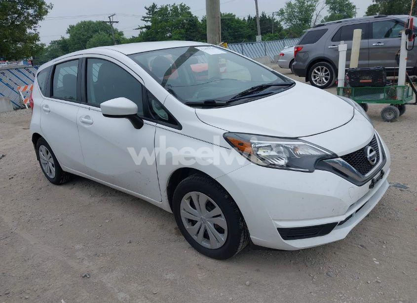 2018 Nissan Versa NOTE SV (VIN 3N1CE2CP4JL355280) main photo