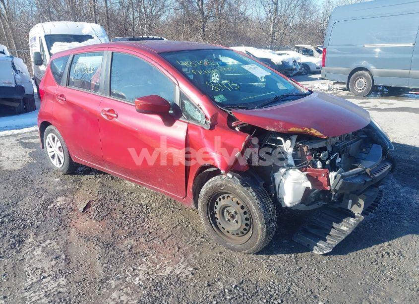 2018 Nissan Versa NOTE S (VIN 3N1CE2CP4JL365744) main photo