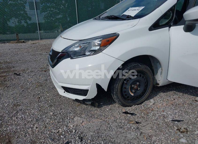 Photo 6 of 2019 Nissan Versa NOTE SV (VIN 3N1CE2CP4KL366202)