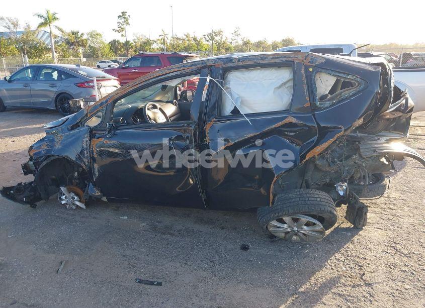 Photo 13 of 2014 Nissan Versa NOTE SV (VIN 3N1CE2CP5EL369839)