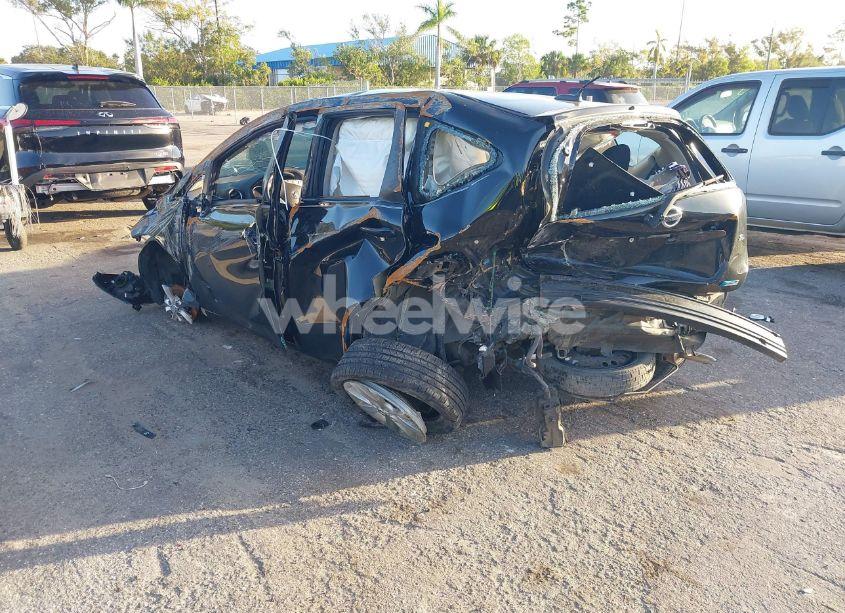 Photo 3 of 2014 Nissan Versa NOTE SV (VIN 3N1CE2CP5EL369839)