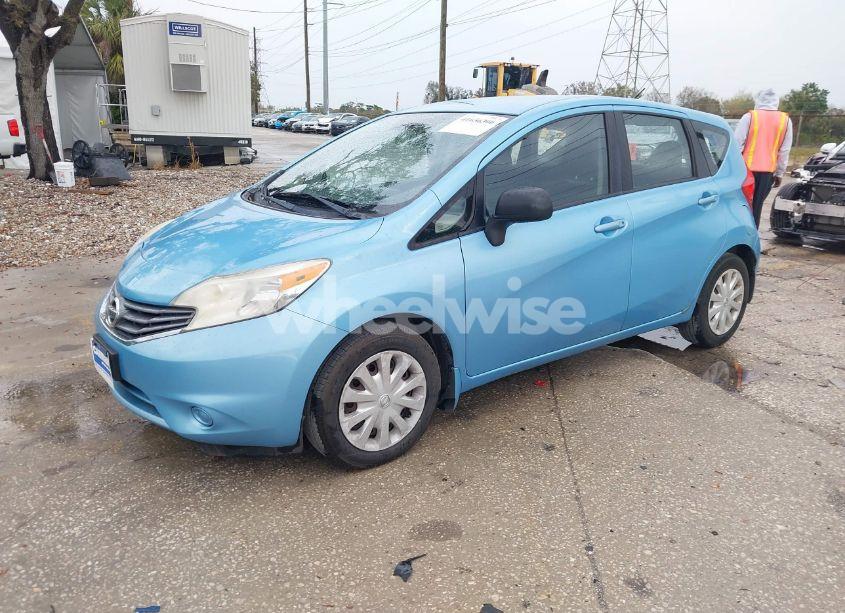Photo 2 of 2014 Nissan Versa NOTE SV (VIN 3N1CE2CP5EL374362)