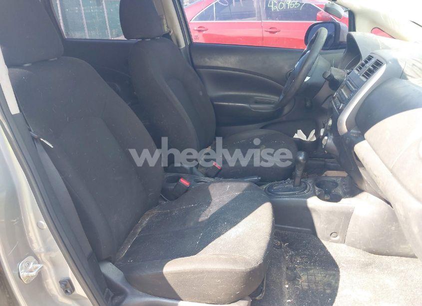 Photo 5 of 2014 Nissan Versa NOTE S PLUS (VIN 3N1CE2CP5EL392537)