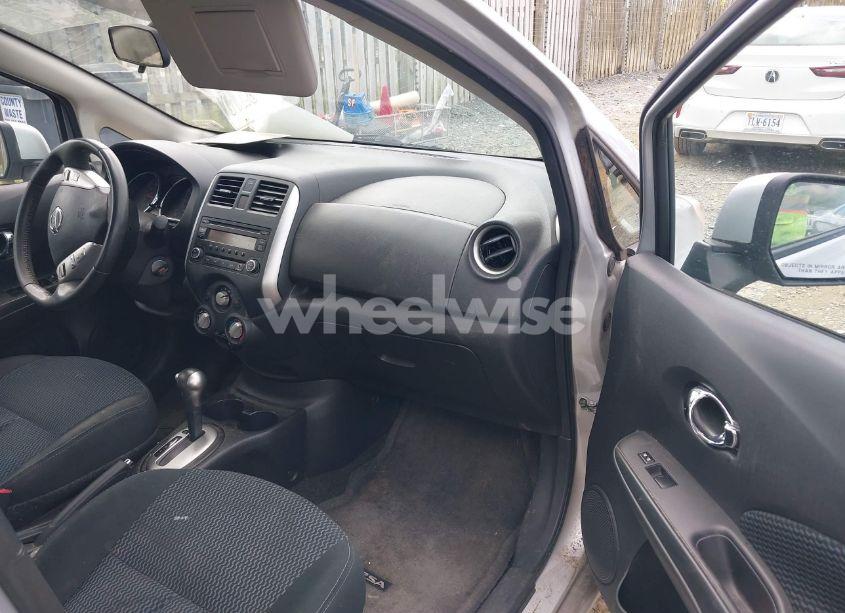 Photo 5 of 2014 Nissan Versa NOTE SV (VIN 3N1CE2CP5EL401950)