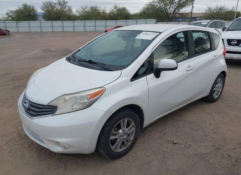 Photo 2 of 2014 Nissan Versa NOTE SV (VIN 3N1CE2CP5EL430218)