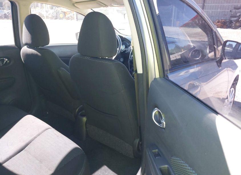 Photo 8 of 2015 Nissan Versa NOTE SV (VIN 3N1CE2CP5FL364867)