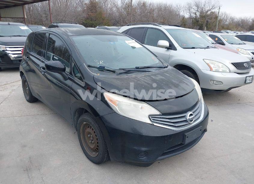 2015 Nissan Versa NOTE SV (VIN 3N1CE2CP5FL384844) main photo