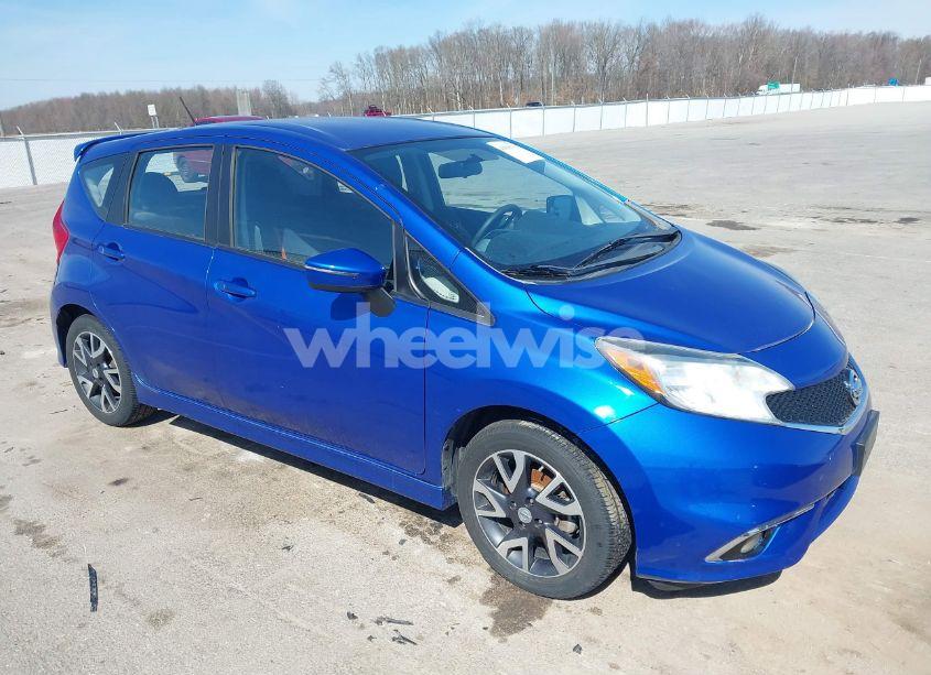 2015 Nissan Versa NOTE SR (VIN 3N1CE2CP5FL385671) main photo