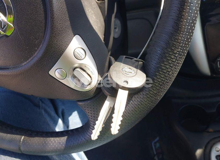 Photo 11 of 2015 Nissan Versa NOTE SR (VIN 3N1CE2CP5FL385671)