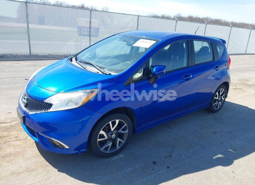 Photo 2 of 2015 Nissan Versa NOTE SR (VIN 3N1CE2CP5FL385671)