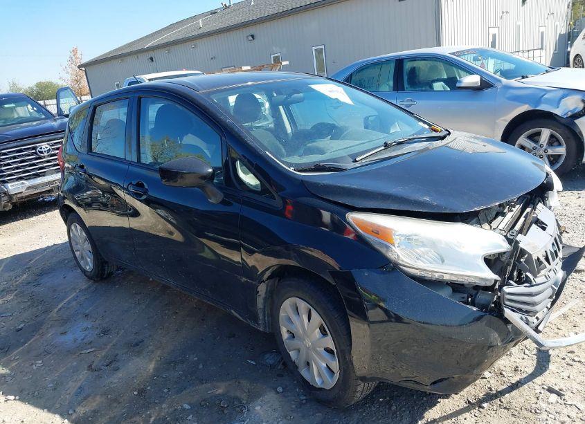 2015 Nissan Versa NOTE S (SR)/S PLUS/SL/SR/SV (VIN 3N1CE2CP5FL395018) main photo