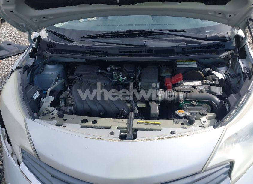 Photo 10 of 2015 Nissan Versa NOTE S (SR)/S PLUS/SL/SR/SV (VIN 3N1CE2CP5FL396637)