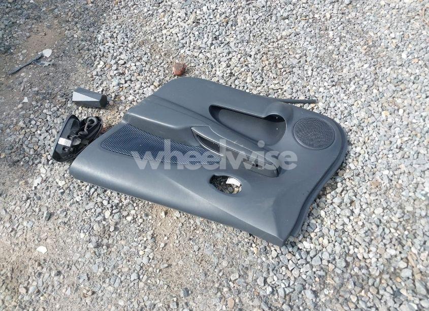 Photo 12 of 2015 Nissan Versa NOTE S (SR)/S PLUS/SL/SR/SV (VIN 3N1CE2CP5FL396637)