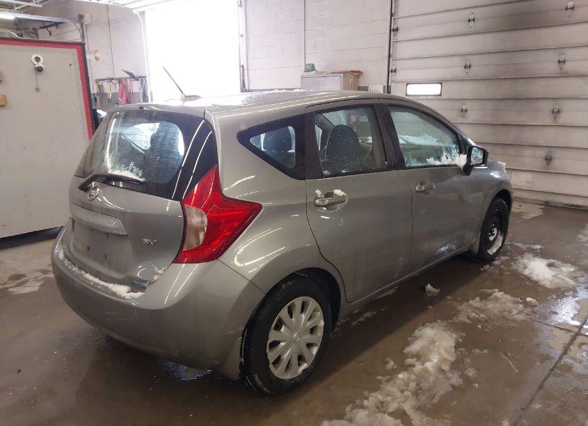 Photo 4 of 2015 Nissan Versa NOTE SV (VIN 3N1CE2CP5FL397268)