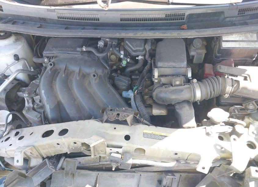 Photo 10 of 2015 Nissan Versa NOTE S (SR)/S PLUS/SL/SR/SV (VIN 3N1CE2CP5FL415302)