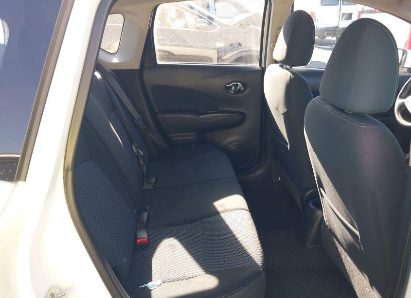 Photo 8 of 2015 Nissan Versa NOTE S (SR)/S PLUS/SL/SR/SV (VIN 3N1CE2CP5FL415302)