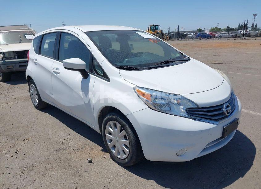 2015 Nissan Versa NOTE S (SR)/S PLUS/SL/SR/SV (VIN 3N1CE2CP5FL420077) main photo