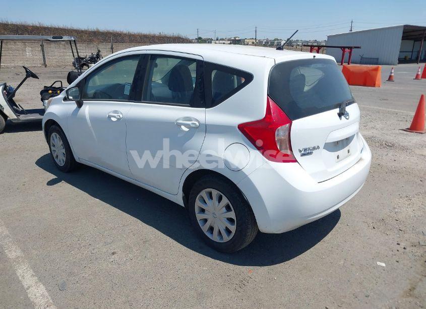 Photo 3 of 2015 Nissan Versa NOTE S (SR)/S PLUS/SL/SR/SV (VIN 3N1CE2CP5FL420077)