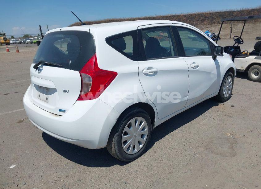 Photo 4 of 2015 Nissan Versa NOTE S (SR)/S PLUS/SL/SR/SV (VIN 3N1CE2CP5FL420077)