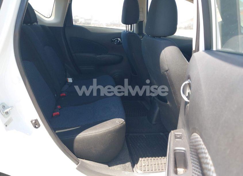 Photo 8 of 2015 Nissan Versa NOTE S (SR)/S PLUS/SL/SR/SV (VIN 3N1CE2CP5FL420077)