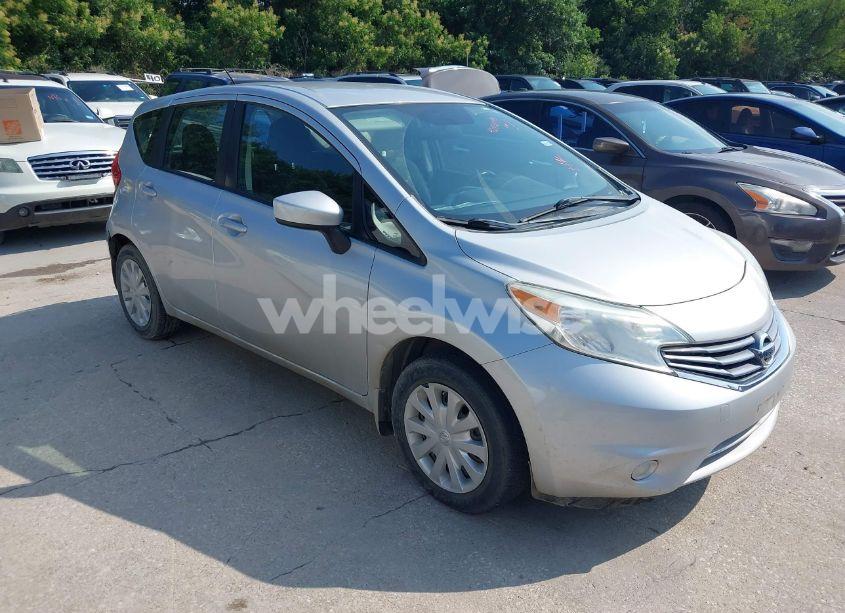 2015 Nissan Versa NOTE SV (VIN 3N1CE2CP5FL437977) main photo