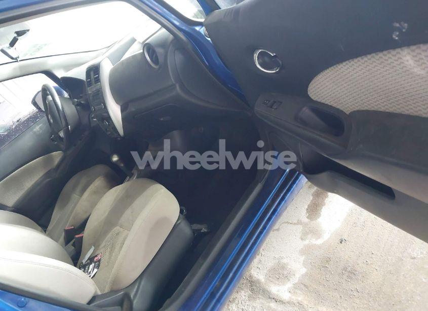 Photo 5 of 2015 Nissan Versa NOTE SV (VIN 3N1CE2CP5FL440510)