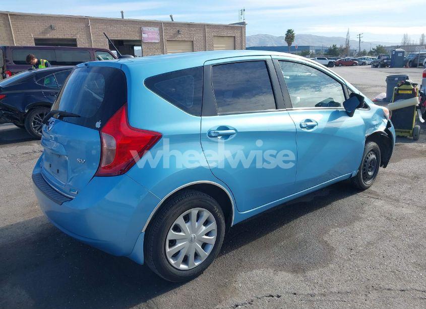 Photo 4 of 2015 Nissan Versa NOTE SV (VIN 3N1CE2CP5FL448638)