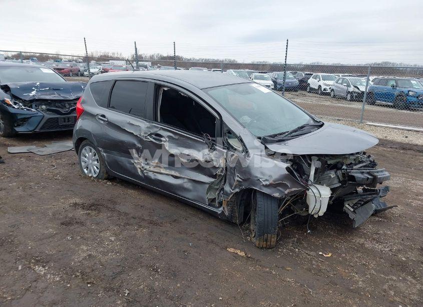 2016 Nissan Versa NOTE S (SR)/S PLUS/SL/SR/SV (VIN 3N1CE2CP5GL351117) main photo