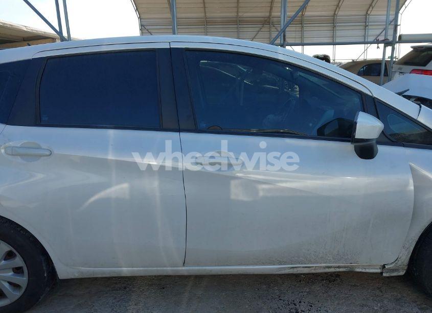 Photo 13 of 2016 Nissan Versa NOTE S (SR)/S PLUS/SL/SR/SV (VIN 3N1CE2CP5GL361923)