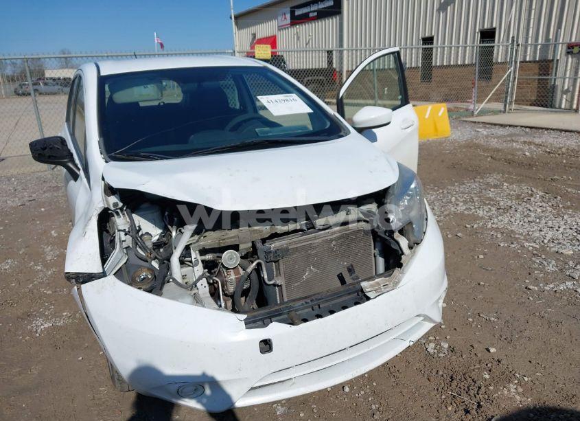 Photo 6 of 2016 Nissan Versa NOTE S (SR)/S PLUS/SL/SR/SV (VIN 3N1CE2CP5GL392170)