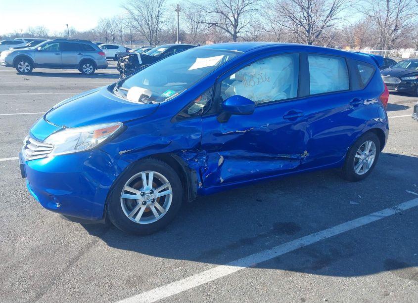 Photo 2 of 2016 Nissan Versa NOTE SV (VIN 3N1CE2CP5GL403622)