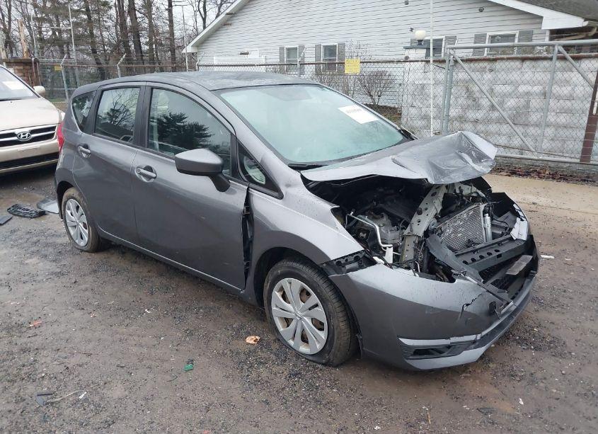 2017 Nissan Versa NOTE SV (VIN 3N1CE2CP5HL360384) main photo