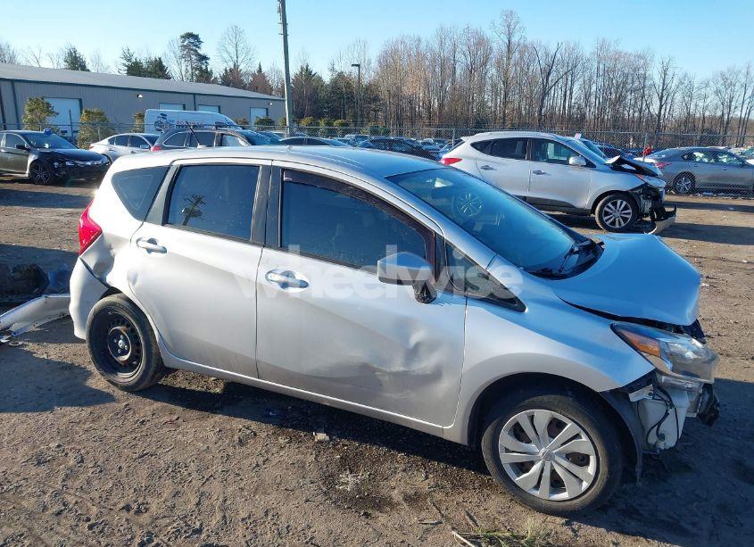 2017 Nissan Versa NOTE SV (VIN 3N1CE2CP5HL375340) main photo