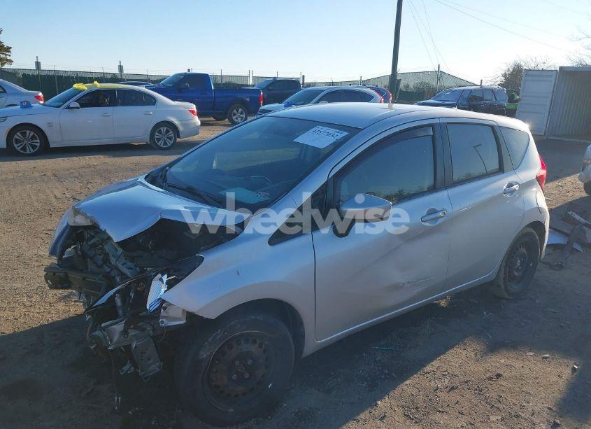 Photo 2 of 2017 Nissan Versa NOTE SV (VIN 3N1CE2CP5HL375340)