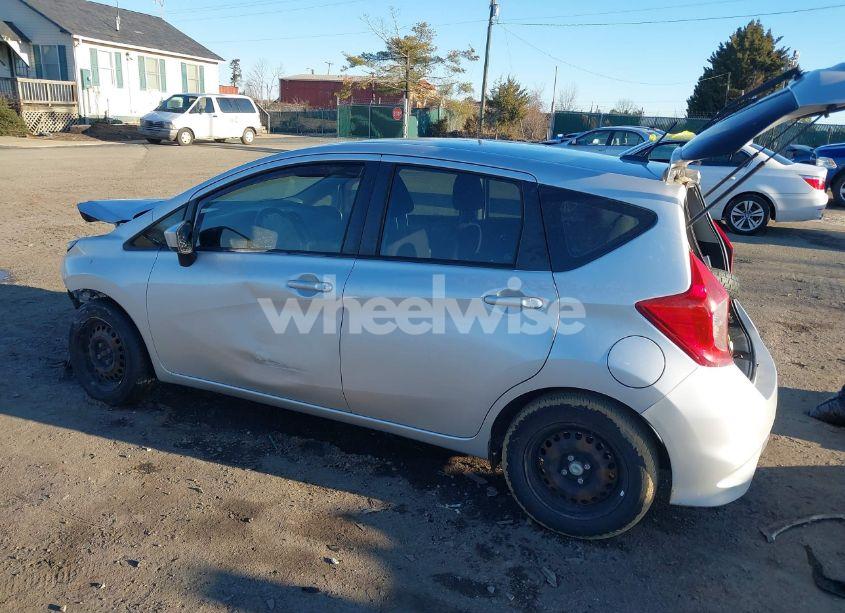 Photo 3 of 2017 Nissan Versa NOTE SV (VIN 3N1CE2CP5HL375340)