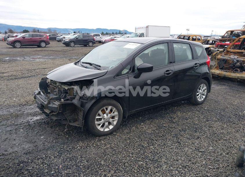 Photo 2 of 2018 Nissan Versa NOTE SV (VIN 3N1CE2CP5JL352937)